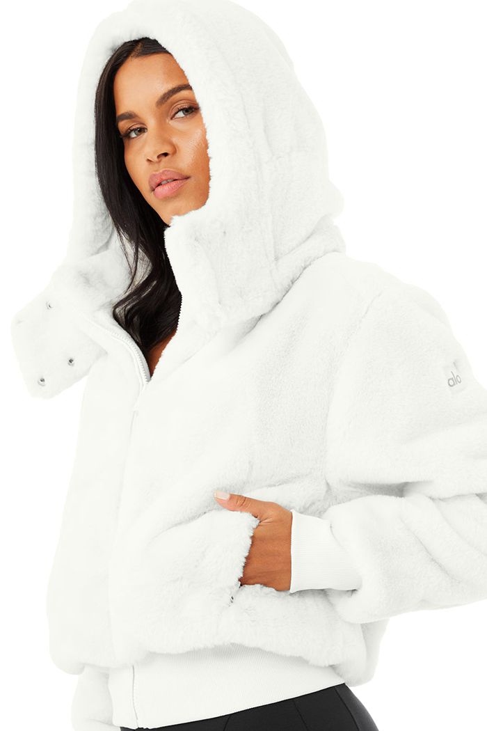 Chaquetas Alo Yoga Faux Fur Foxy Mujer Blancos | 032451GVC