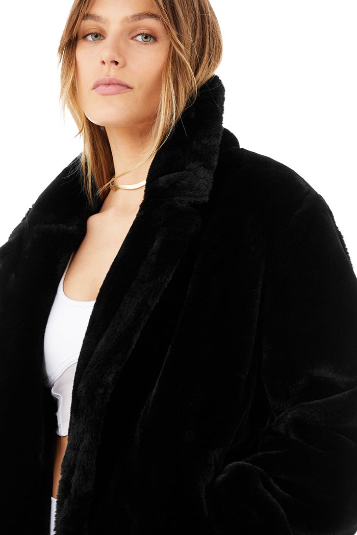 Coat Alo Yoga Oversized Faux Fur Trench Mujer Negros | 203691YQE