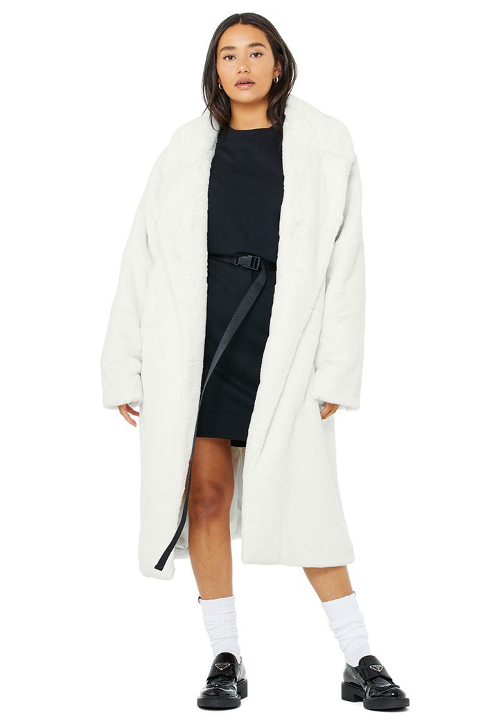 Coat Alo Yoga Oversized Faux Fur Trench Mujer Blancos | 495780ERM