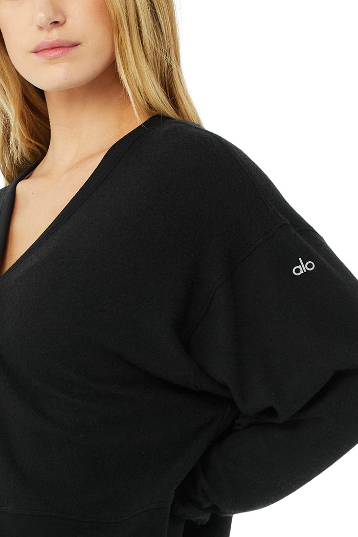 Long Sleeve Alo Yoga Alolux Soho Crop Henley Mujer Negros | 021695YXZ