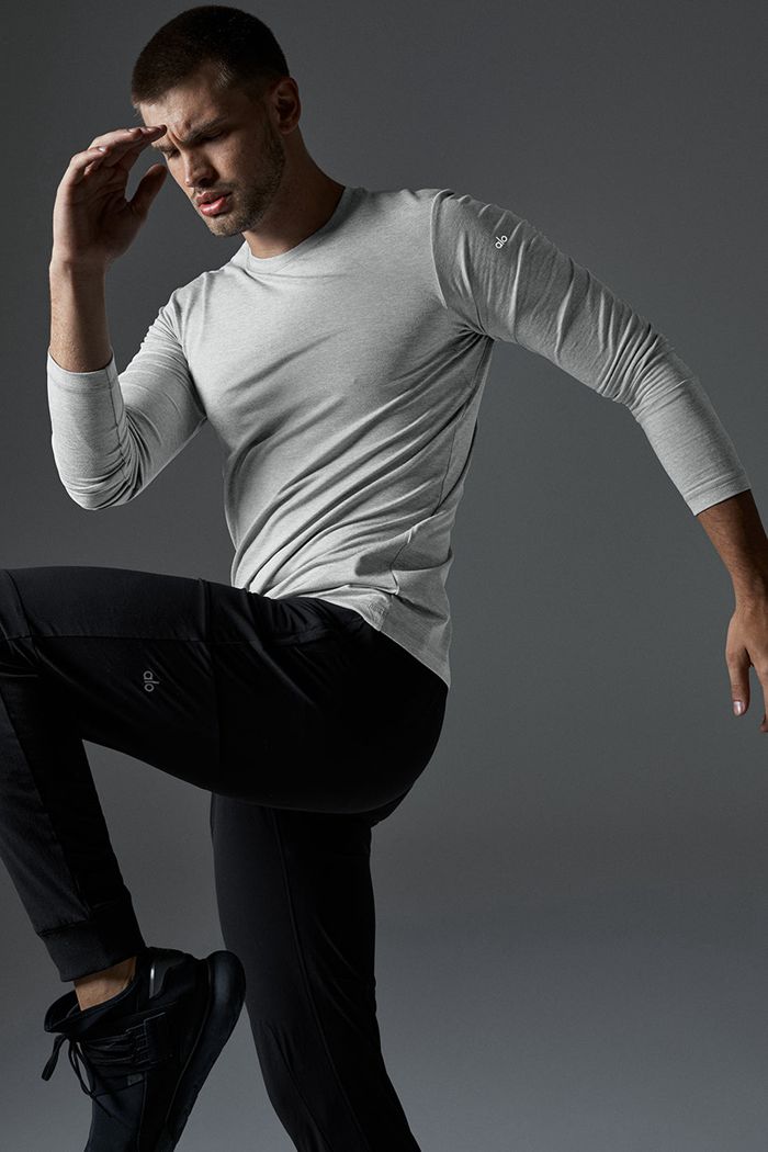 Long Sleeve Alo Yoga Conquer Reform Crewneck Hombre Grises | 540639CNK