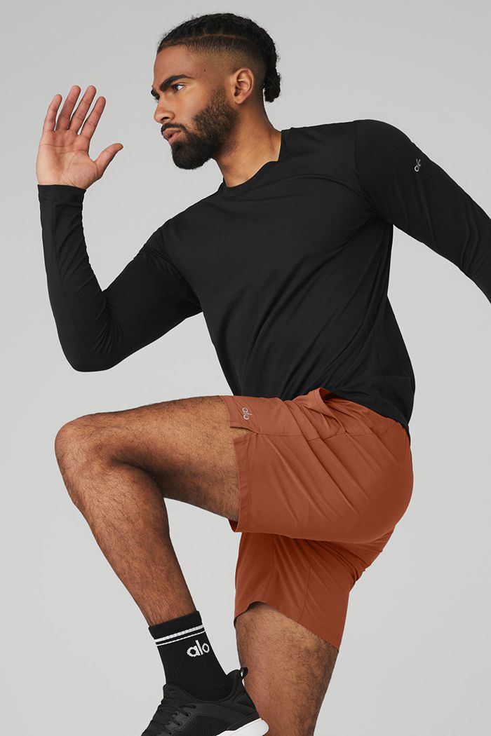 Long Sleeve Alo Yoga Conquer Reform Crewneck Hombre Negros | 946137NLS