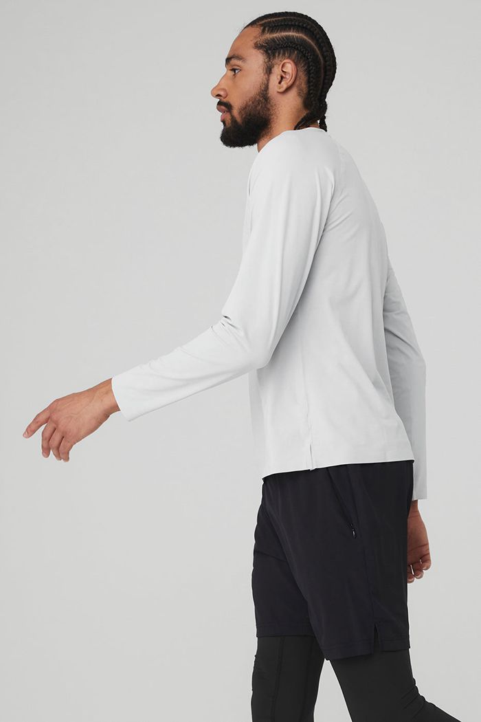 Long Sleeve Alo Yoga Idol Performance Tee Hombre Blancos | 079621EDC
