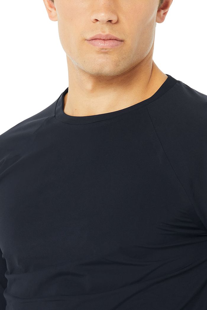 Long Sleeve Alo Yoga Idol Performance Tee Hombre Azul Marino | 726043GOC