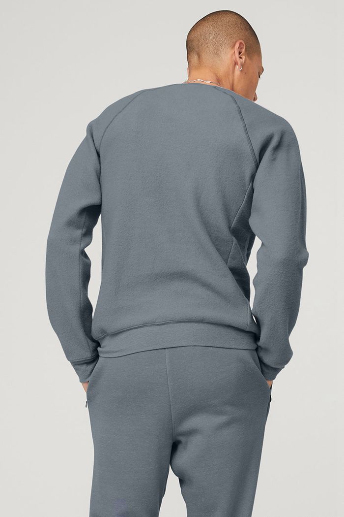Long Sleeve Alo Yoga Triumph Crew Neck Sweatshirt Hombre Grises | 735042PZS