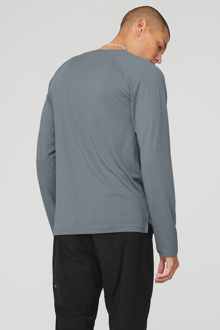Long Sleeve Alo Yoga Triumph Tee Hombre Grises | 659120VCT