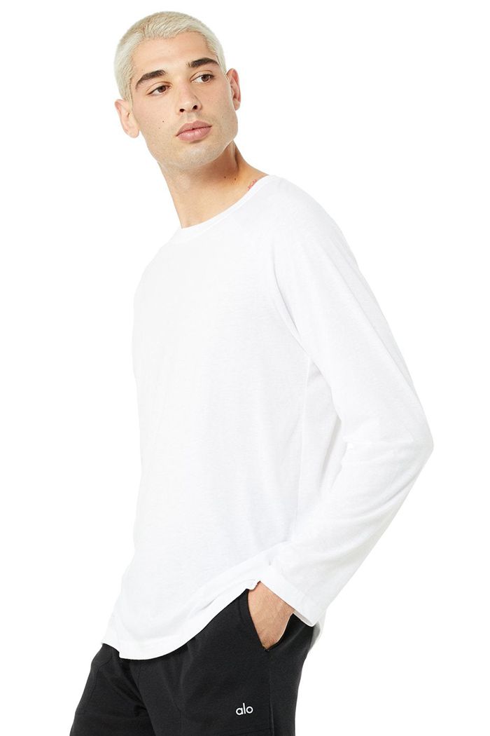 Long Sleeve Alo Yoga Triumph Tee Hombre Blancos | 912608MEZ