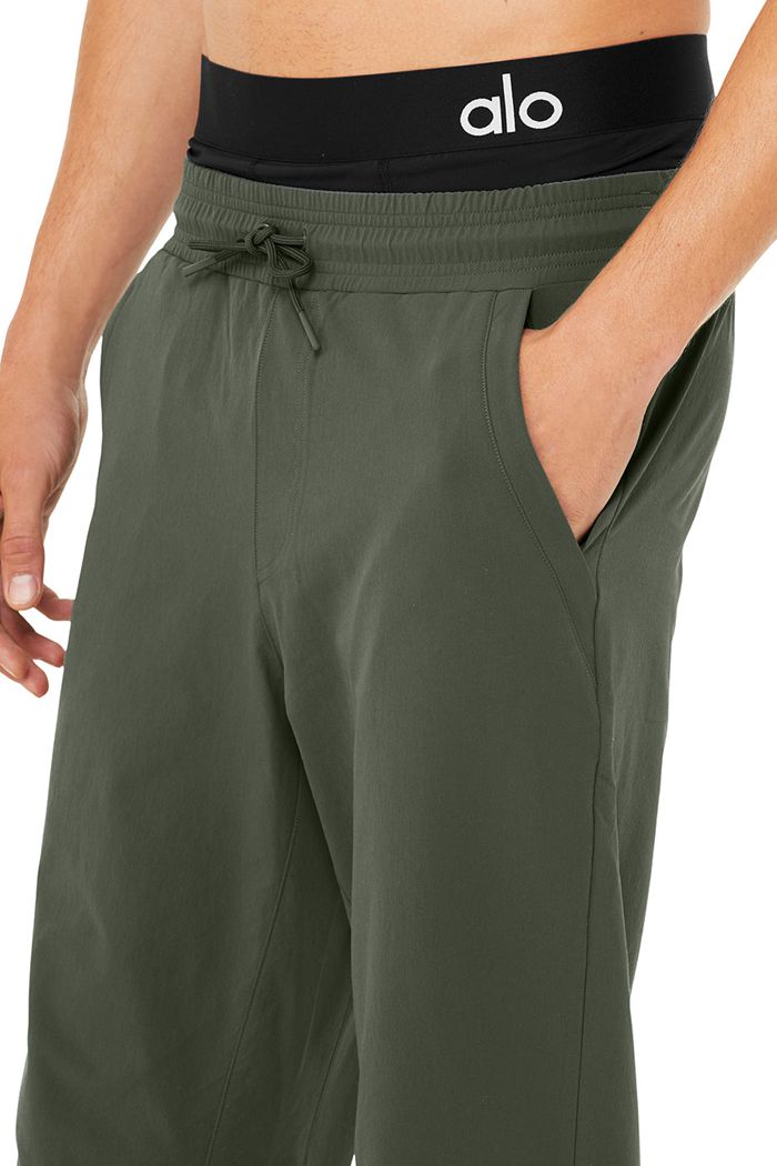 Pantalones Alo Yoga Co-Op 7/8 Hombre Verdes Oscuro | 230857YGS