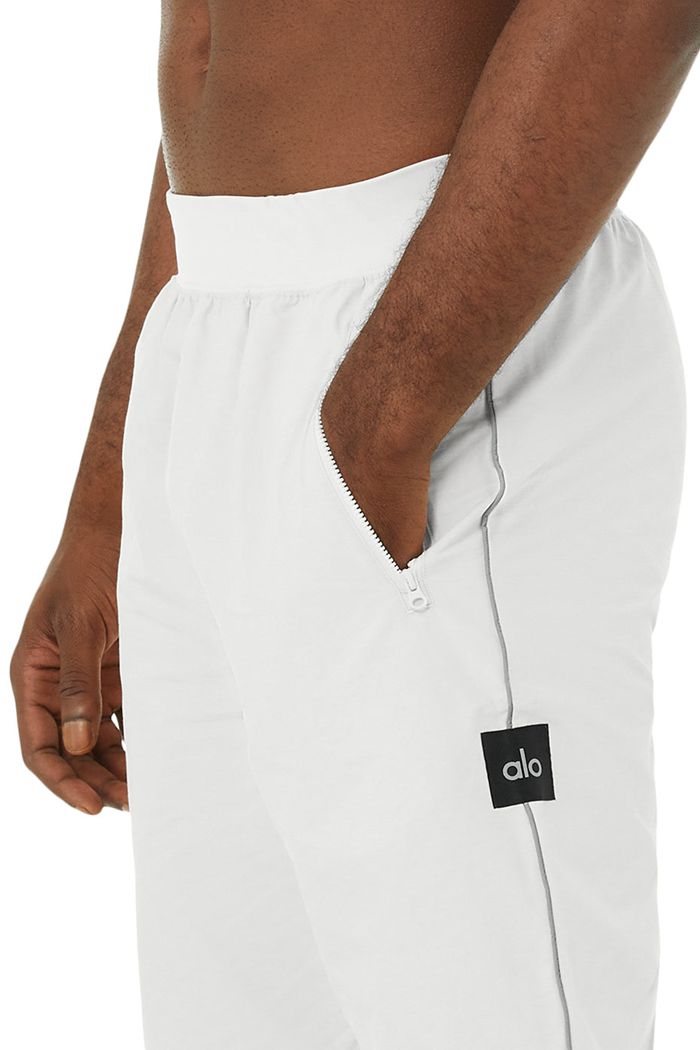 Pantalones Alo Yoga Torrent Pista Sweat Hombre Blancos | 197325NJS