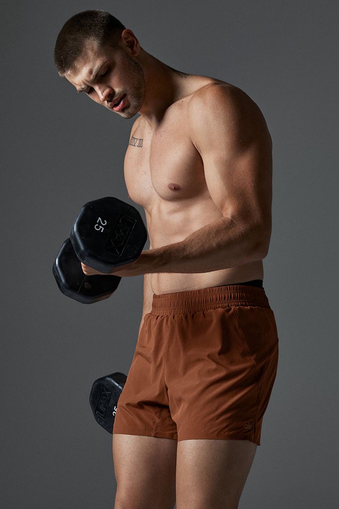 Short Alo Yoga 5'' Adapt Correr Hombre Rojos | 094231FKG