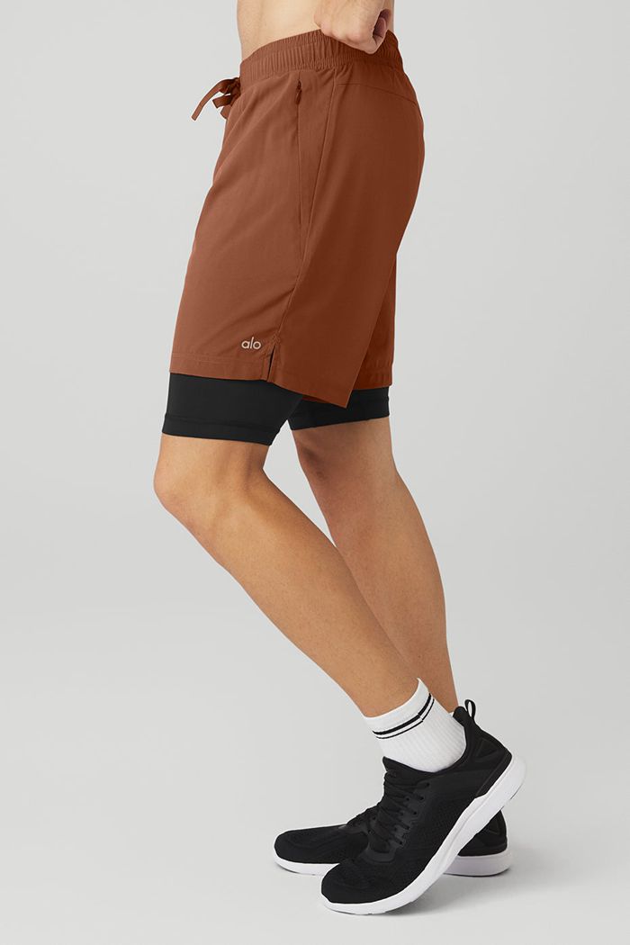 Short Alo Yoga 7\'\' Unity 2 In 1 Hombre Rojos Negros | 039472WXA