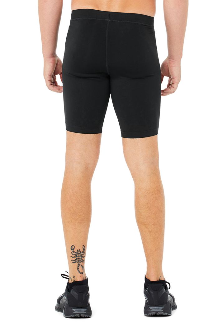 Short Alo Yoga 9 Warrior Compression Hombre Negros | 096413UXL