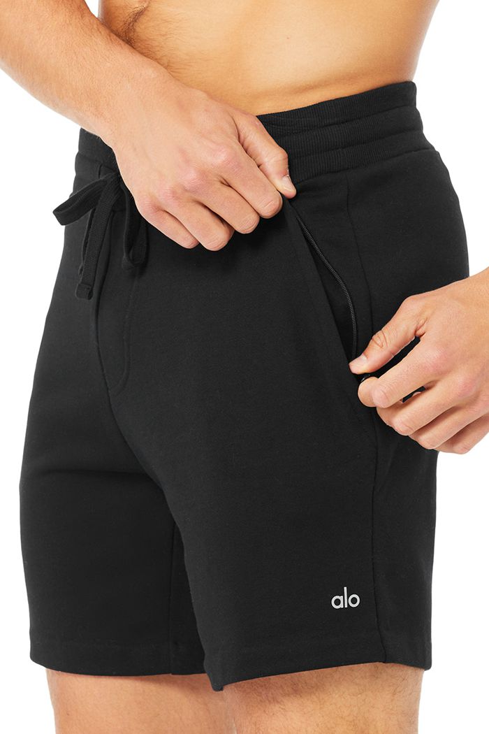 Short Alo Yoga Chill Hombre Negros | 940852OAP