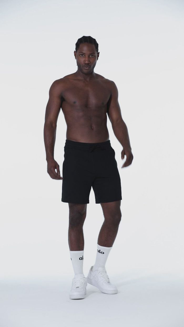 Short Alo Yoga Chill Hombre Negros | 940852OAP