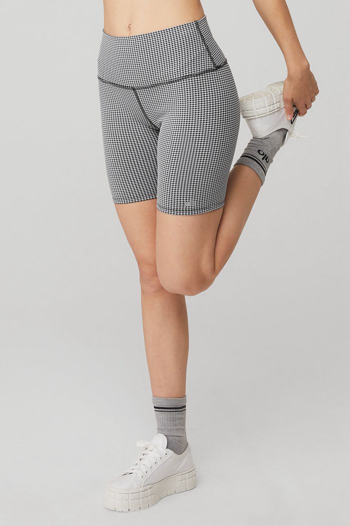 Short Alo Yoga High-Cintura Micro Houndstooth Ciclismo Mujer Blancos | 068274QOU