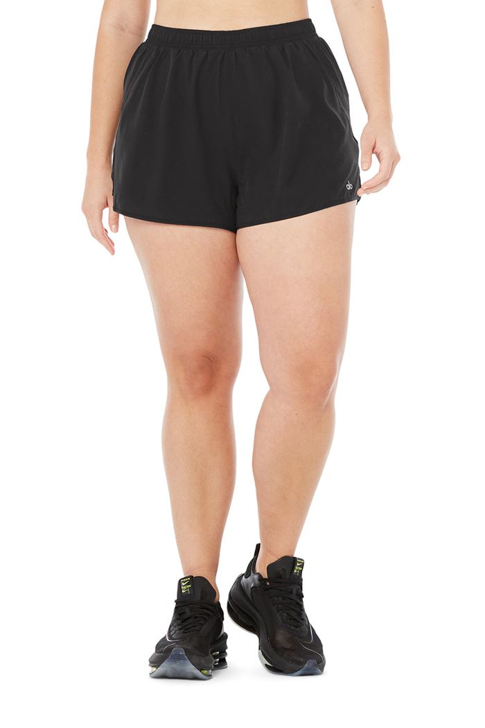 Short Alo Yoga Stride Correr Mujer Negros | 269487UIG