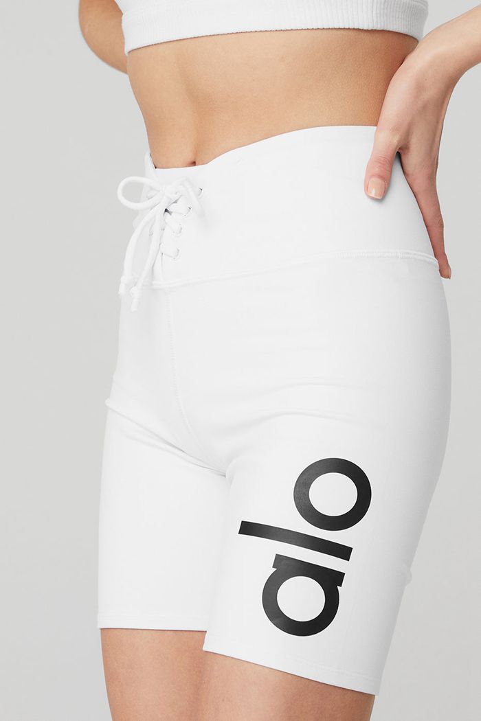 Short Alo Yoga Yogi Encaje Up Mujer Blancos | 407612VNT