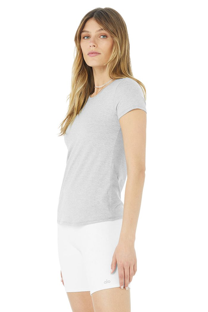 Short Sleeve Alo Yoga Alosoft Finesse Tee Mujer Grises | 164728USA