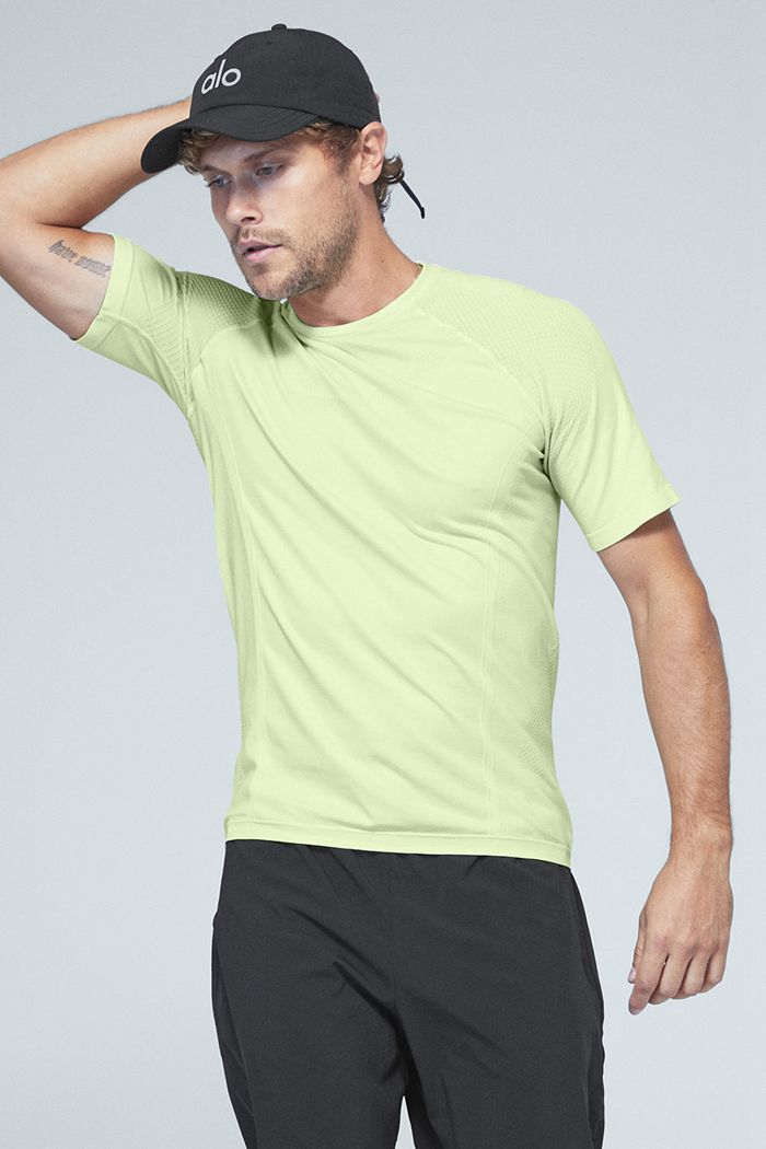 Short Sleeve Alo Yoga Amplify Seamless Tee Hombre Verdes | 109876ZPG