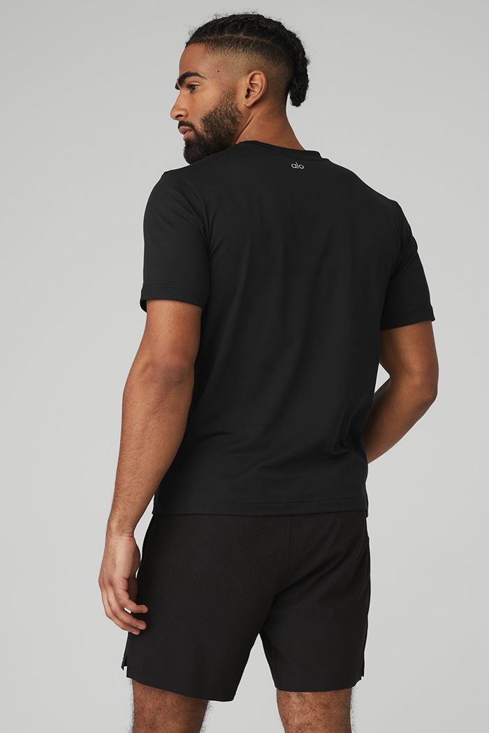 Short Sleeve Alo Yoga Conquer Reform Crewneck Hombre Negros | 153480UJB