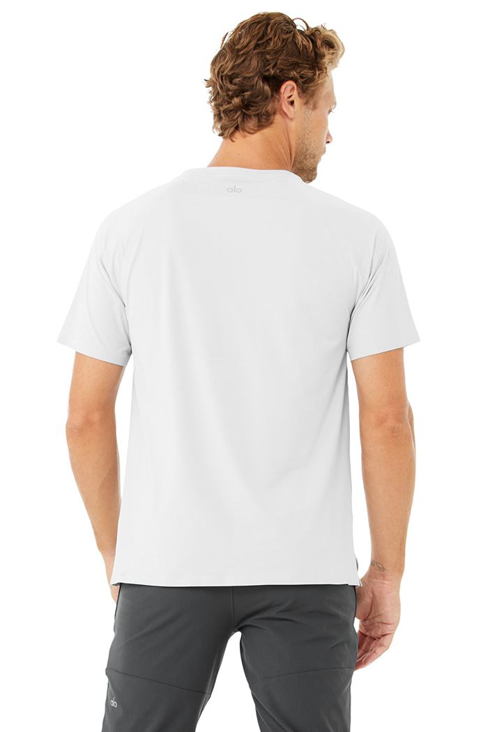 Short Sleeve Alo Yoga Idol Performance Tee Hombre Blancos | 219730QUF