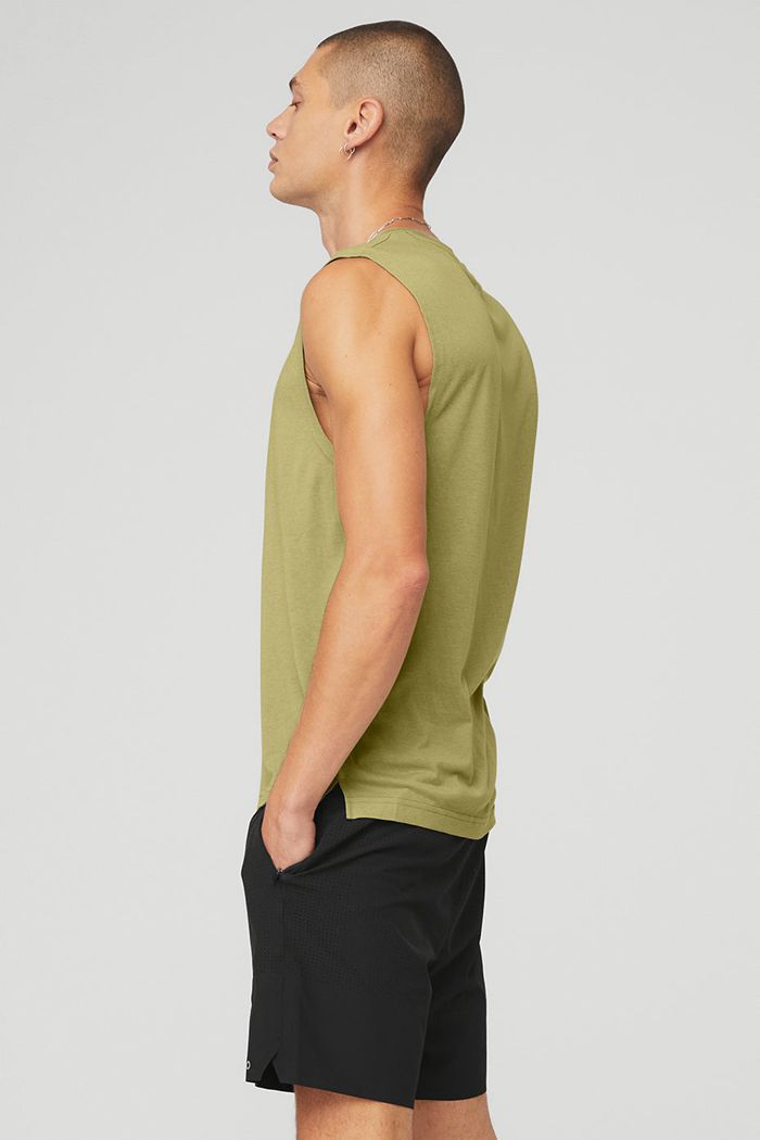 Tank Tops Alo Yoga The Triumph Muscle Hombre Verdes | 156209KWN