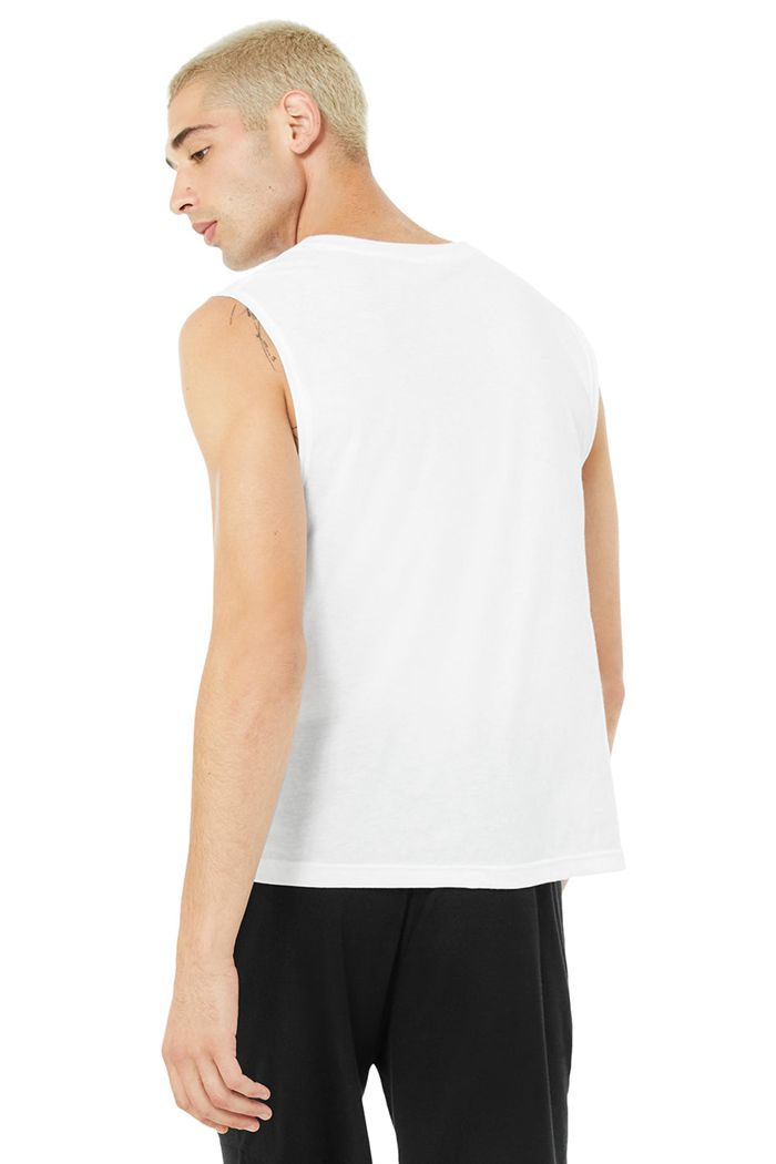 Tank Tops Alo Yoga The Triumph Muscle Hombre Blancos | 529601OTI