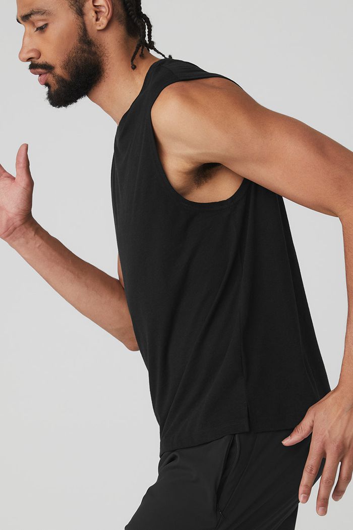 Tank Tops Alo Yoga The Triumph Muscle Hombre Negros | 805942BDG